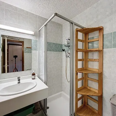 2p Avec Balcon Au Centre De Combloux, Parking, Wifi, Proche Commodites - Fr-1-560-128 Appartamento Combloux