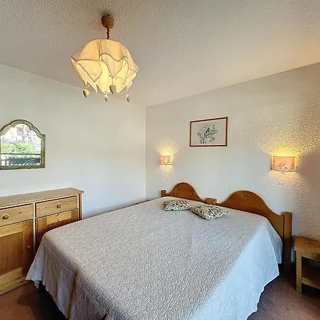 2p Avec Balcon Au Centre De Combloux, Parking, Wifi, Proche Commodites - Fr-1-560-128 *