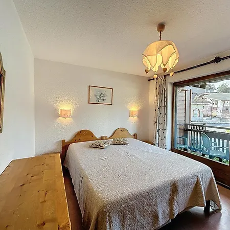 2p Avec Balcon Au Centre De Combloux, Parking, Wifi, Proche Commodites - Fr-1-560-128 Apartment Combloux